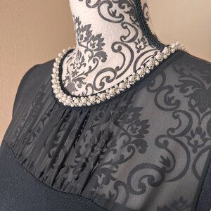 NWT Cable & Guage Sleeveless Sweater With Pearl Accents - Size SP - Black